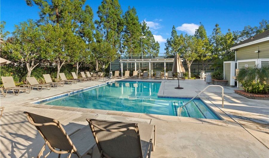 39 Briarwood 75, Aliso Viejo, CA 92656 - 3 Beds, 2 Bath