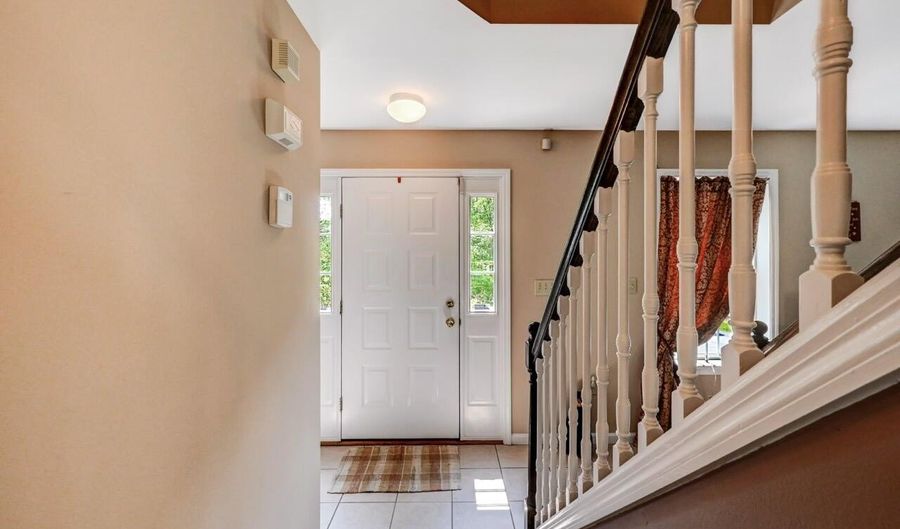 128 Embill Dr, Blakeslee, PA 18610 - 4 Beds, 4 Bath