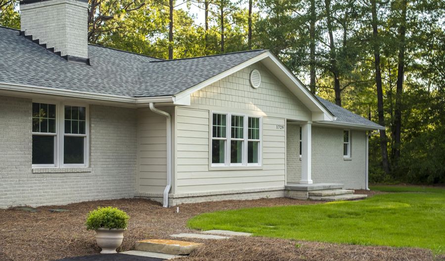 1729 Ridgecrest Ave, Aiken, SC 29801 - 4 Beds, 5 Bath