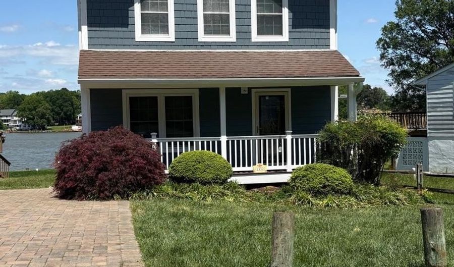 1330 WASHINGTON Dr, Annapolis, MD 21403 - 3 Beds, 3 Bath