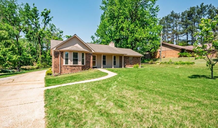 122 Hemlock Rd, Batesville, MS 38606 - 3 Beds, 2 Bath