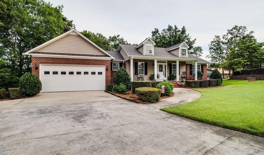 1010 Mohawk Dr, Lincolnton, GA 30817 - 4 Beds, 3 Bath