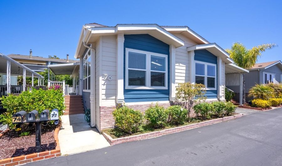 76 Leawood DR 76, Aptos, CA 95003 - 3 Beds, 2 Bath