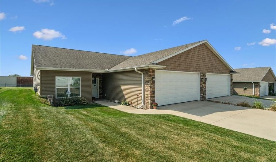 1611 Breca Ridge Dr 4, Anamosa, IA 52205 - 2 Beds, 2 Bath