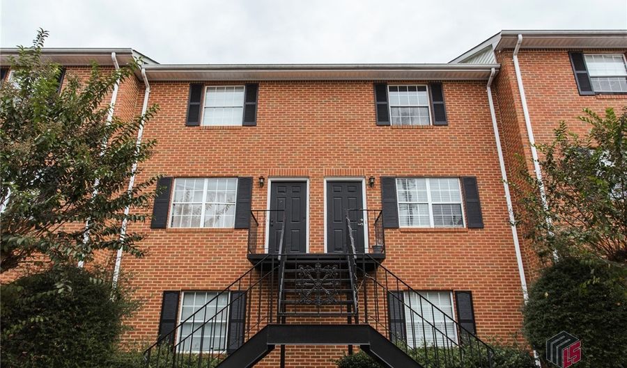 2165 S Milledge Ave F10, Athens, GA 30605 - 4 Beds, 2 Bath