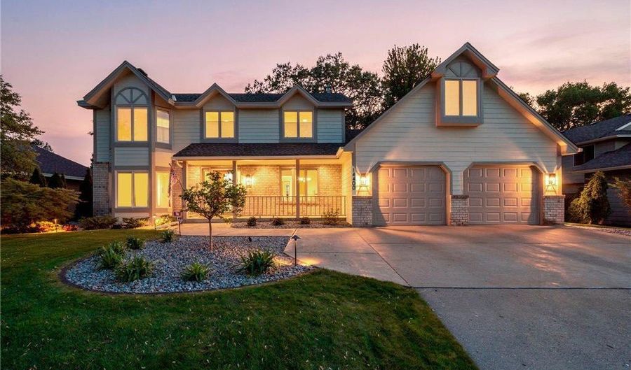 14400 Raven St NW, Andover, MN 55304 - 4 Beds, 4 Bath