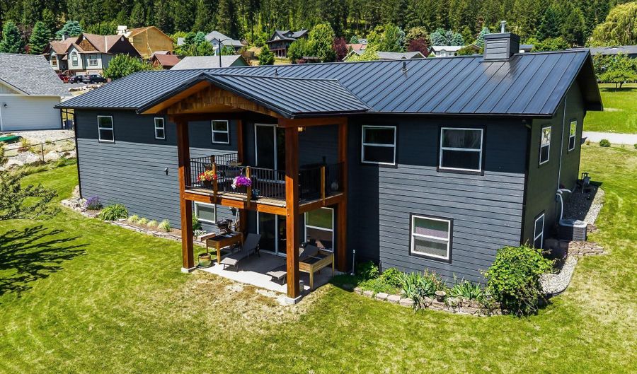 6872 Westview Dr, Bonners Ferry, ID 83805 - 4 Beds, 3 Bath
