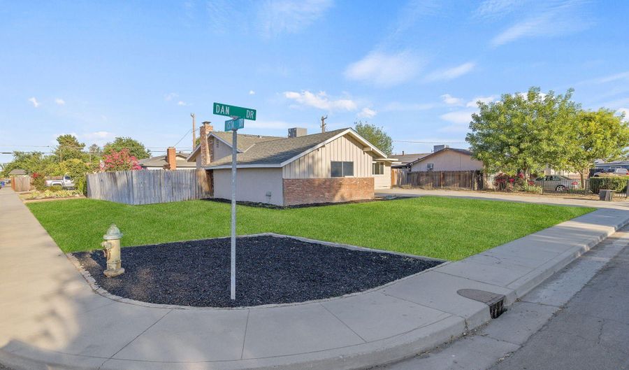 11312 Dan Dr, Armona, CA 93202 - 3 Beds, 2 Bath
