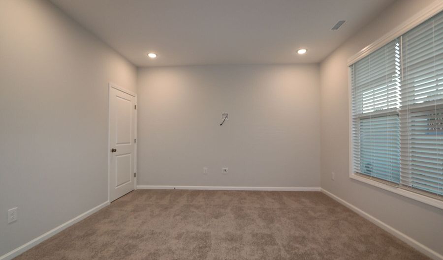 10017 Secluded Garden Dr, Apex, NC 27523 - 3 Beds, 3 Bath