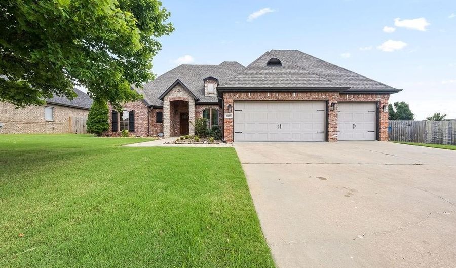 4205 SW Buckeye St, Bentonville, AR 72713 - 4 Beds, 3 Bath