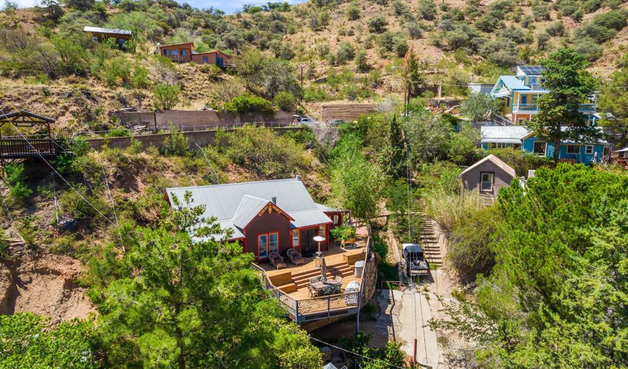 84 SHEARER Ave, Bisbee, AZ 85603 - 2 Beds, 1 Bath
