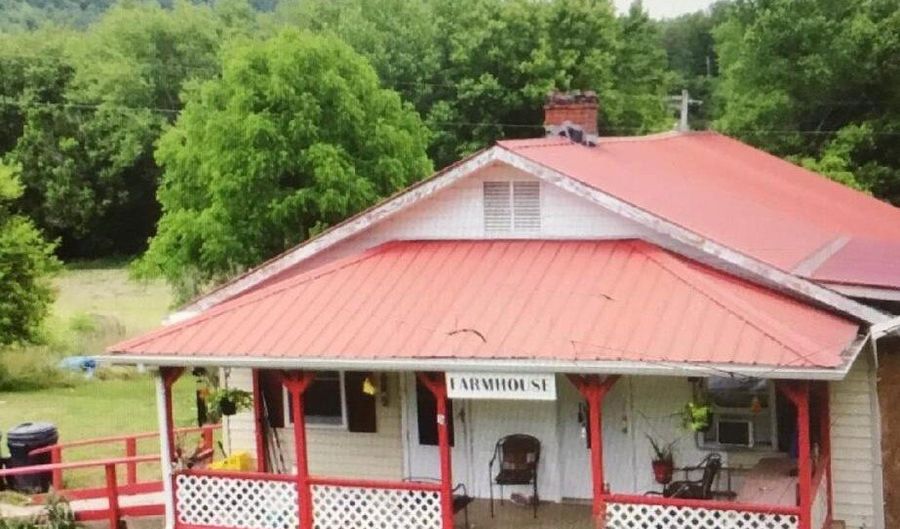 679 New Hope Church Rd, Barbourville, KY 40906 - 3 Beds, 1 Bath