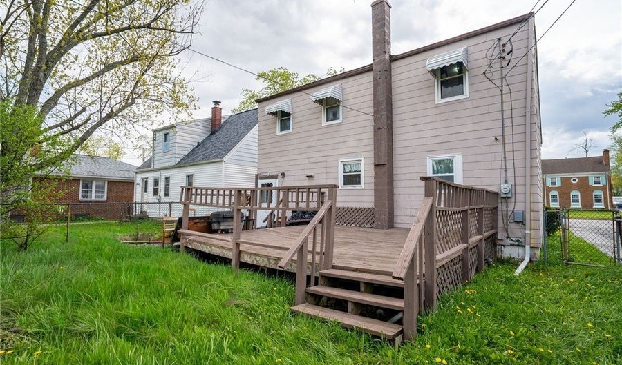 368 Grover Cleveland Hwy, Amherst, NY 14226 - 4 Beds, 2 Bath