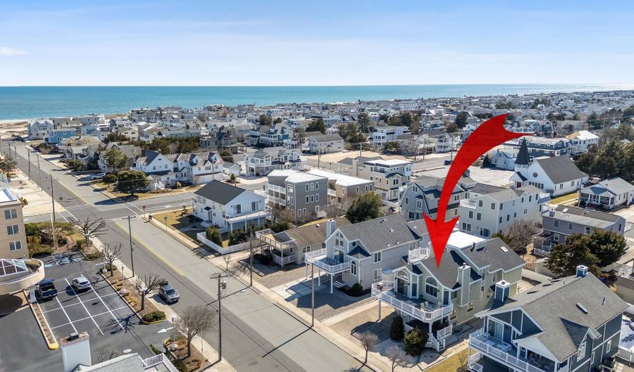 138 8th, Avalon, NJ 08202 - 5 Beds, 4 Bath