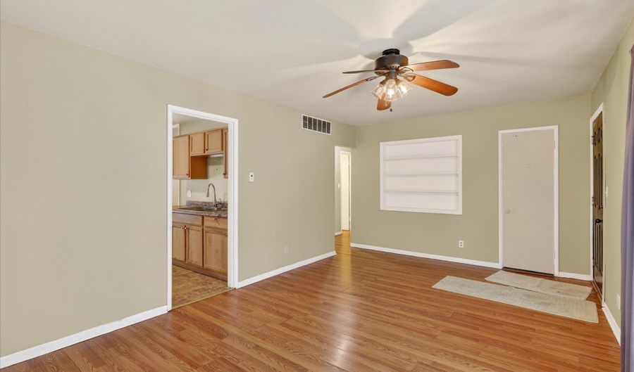 1014 Hall St, Albion, MI 49224 - 2 Beds, 1 Bath