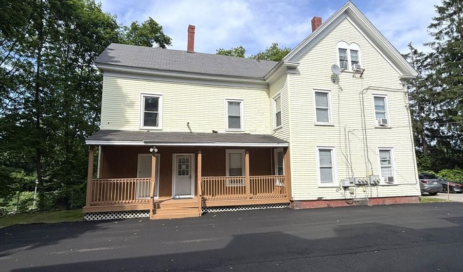 20 Temple St, Auburn, ME 04210 - 0 Beds, 4 Bath