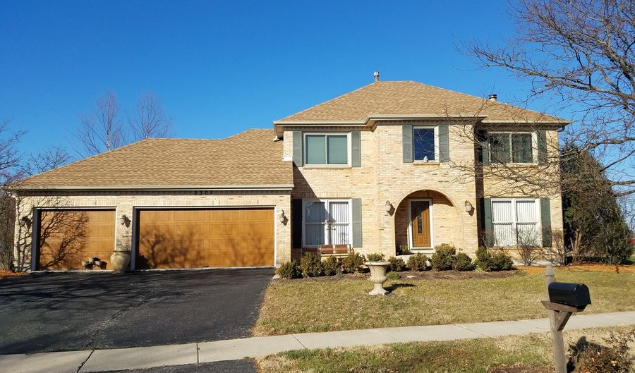 2301 Pebble Beach Dr, Plainfield, IL 60586 - 4 Beds, 4 Bath