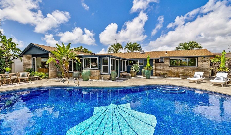 126 Mahealani Pl, Kailua, HI 96734 - 3 Beds, 2 Bath