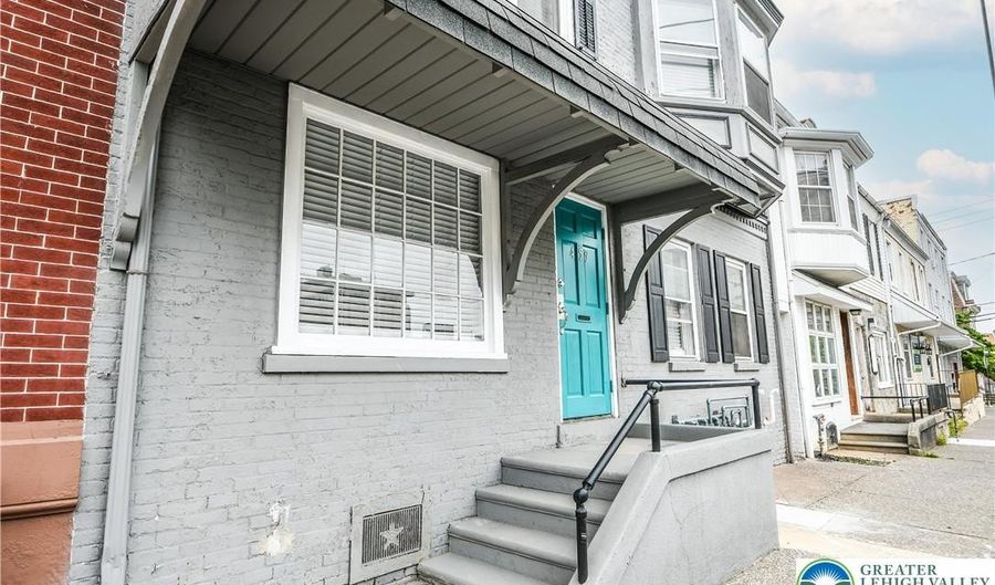 459 W Linden 1-B, Allentown, PA 18102 - 2 Beds, 1 Bath