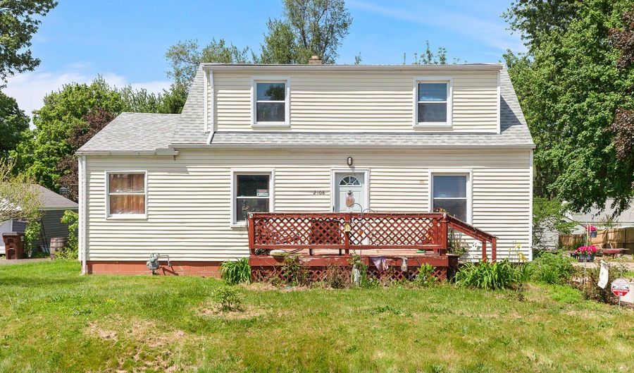 2108 Allan St, Adrian, MI 49221 - 4 Beds, 1 Bath