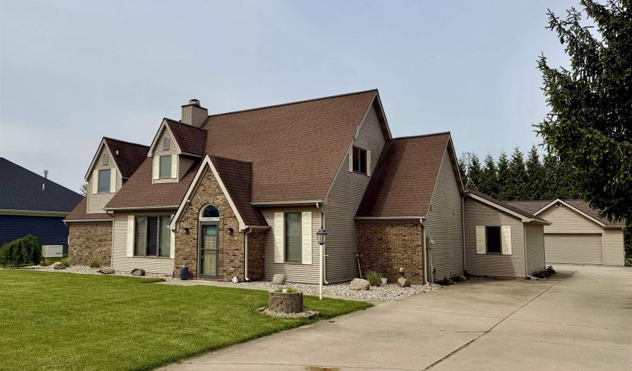 335 Lane 230 Jimmerson Lk, Angola, IN 46703 - 3 Beds, 3 Bath