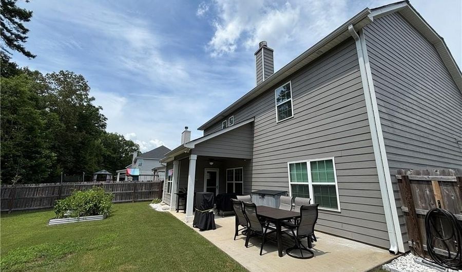 4192 MARA VISTA Dr, Auburn, AL 36832 - 4 Beds, 4 Bath