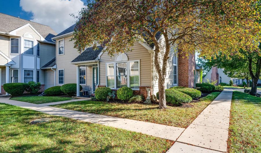 142 PRIMROSE Ln, Reading, PA 19610 - 3 Beds, 2 Bath