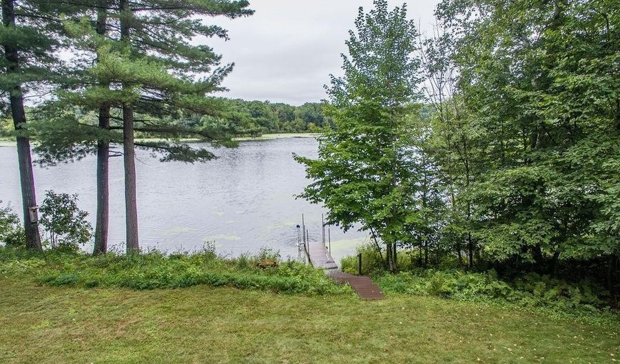 895 Vijobi Trl, Amery, WI 54001 - 3 Beds, 2 Bath