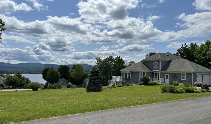 29 Pasquaney Ln 10, Bridgewater, NH 03222 - 3 Beds, 3 Bath