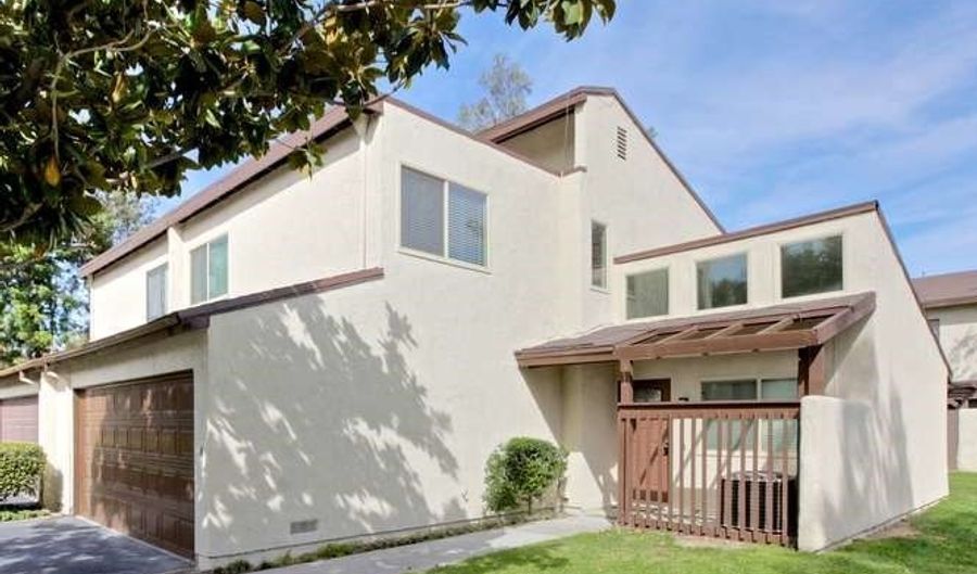 374 N Via Marsala, Anaheim, CA 92806 - 3 Beds, 3 Bath