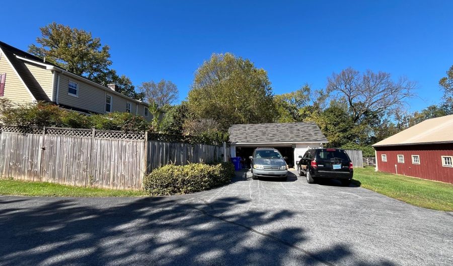 17717 NEW HAMPSHIRE Ave, Ashton, MD 20861 - 4 Beds, 3 Bath