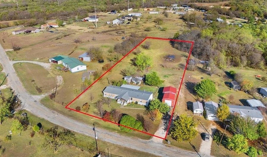 7417 Greenfield Dr, Alvarado, TX 76009 - 4 Beds, 2 Bath