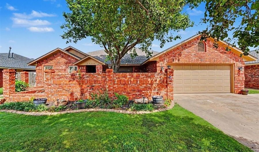 3004 Mallard Ct, Altus, OK 73521 - 4 Beds, 2 Bath