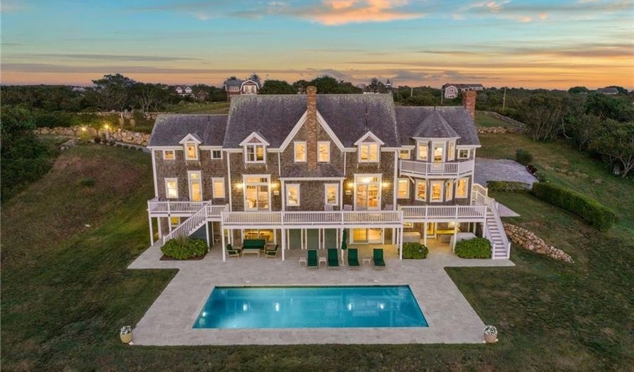 1596 W Side Rd, Block Island, RI 02807 - 5 Beds, 6 Bath