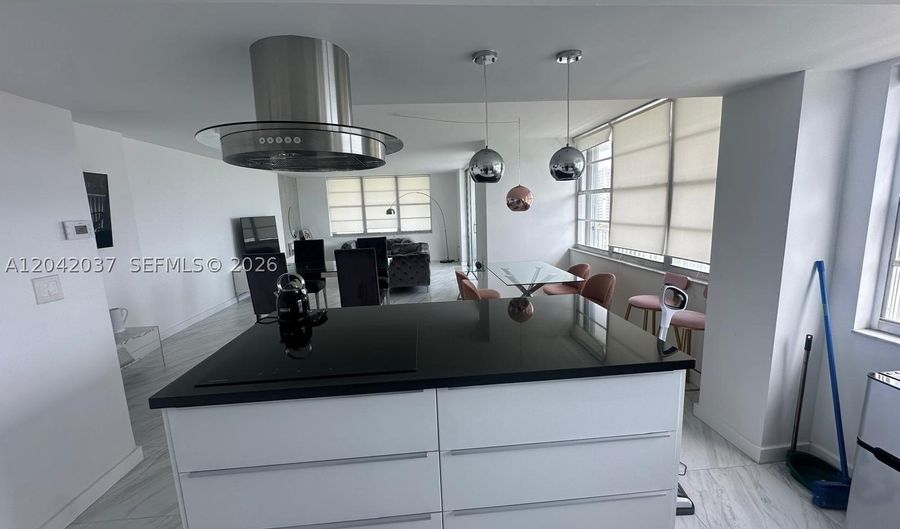 2801 NE 183rd St 1016W, Aventura, FL 33160 - 2 Beds, 2 Bath