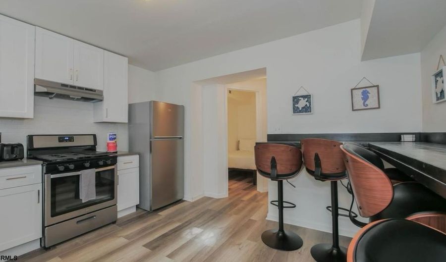 222 N New Jersey Ave, Atlantic City, NJ 08401 - 3 Beds, 2 Bath