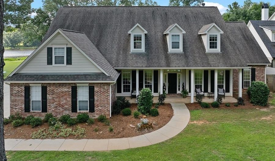 3215 Cypress Village Dr, Benton, LA 71006 - 5 Beds, 4 Bath