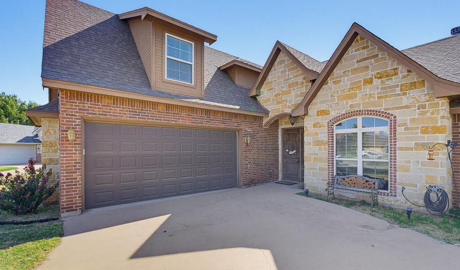 3709 Hill Country Dr, Abilene, TX 79606 - 3 Beds, 2 Bath