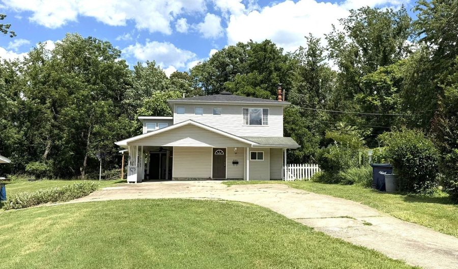 4105 Mound St, Ashland, KY 41101 - 2 Beds, 2 Bath
