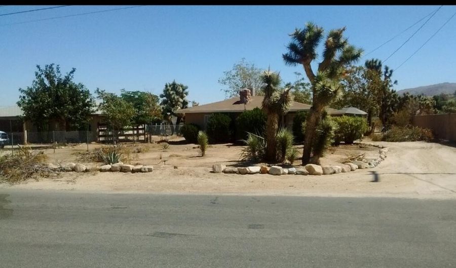 7641 Joshua View Dr, Yucca Valley, CA 92284 - 2 Beds, 1 Bath