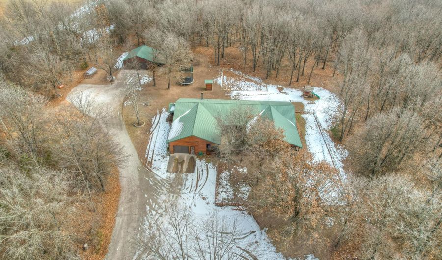 116 Hambrich Hollow Rd, Anderson, MO 64831 - 5 Beds, 3 Bath