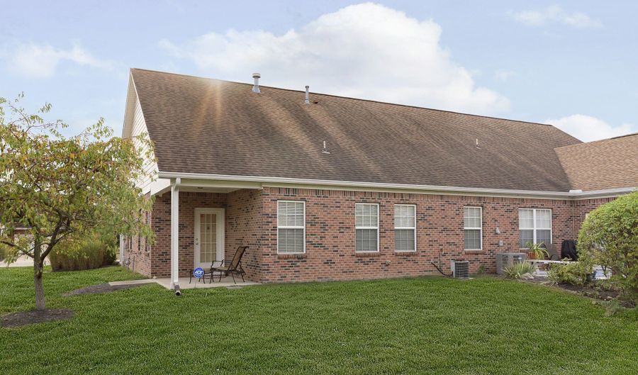 5225 Dunewood Way, Avon, IN 46123 - 2 Beds, 2 Bath