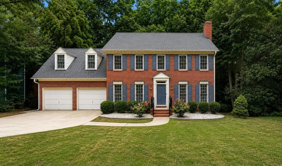 1013 New Chester Ct, Apex, NC 27502 - 4 Beds, 3 Bath
