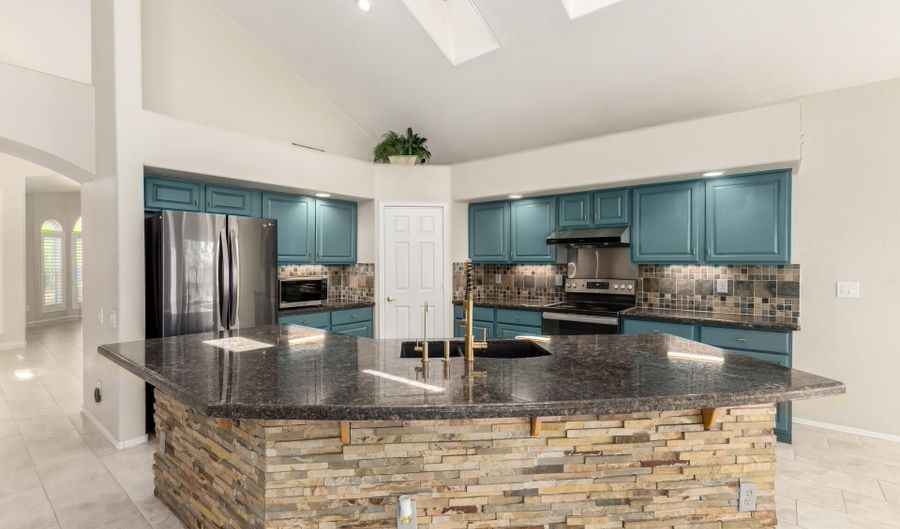 4801 E QUIEN SABE Way, Cave Creek, AZ 85331 - 4 Beds, 3 Bath