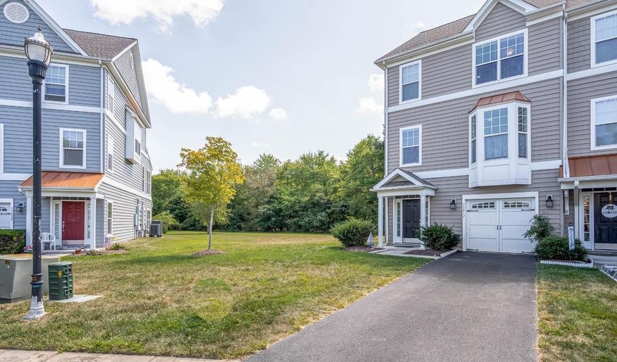 33812 CONNECTICUT Ave, Frankford, DE 19945 - 4 Beds, 4 Bath