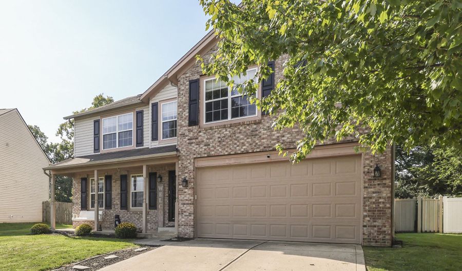919 Angus Ln, Indianapolis, IN 46217 - 4 Beds, 3 Bath