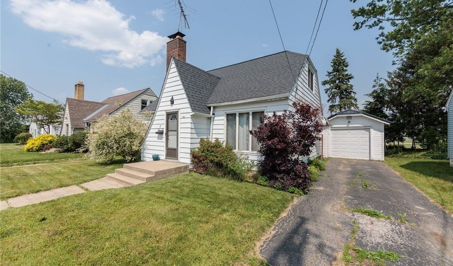 703 Hale Ave, Ashland, OH 44805 - 3 Beds, 1 Bath