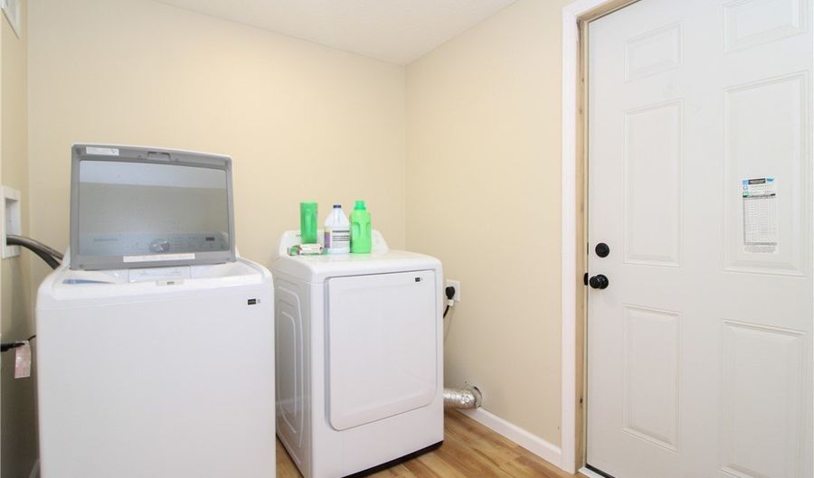 900 S Seneca Ave, Alliance, OH 44601 - 3 Beds, 2 Bath