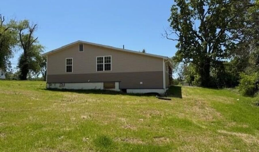 504 Martin Ave, Ava, MO 65608 - 3 Beds, 1 Bath