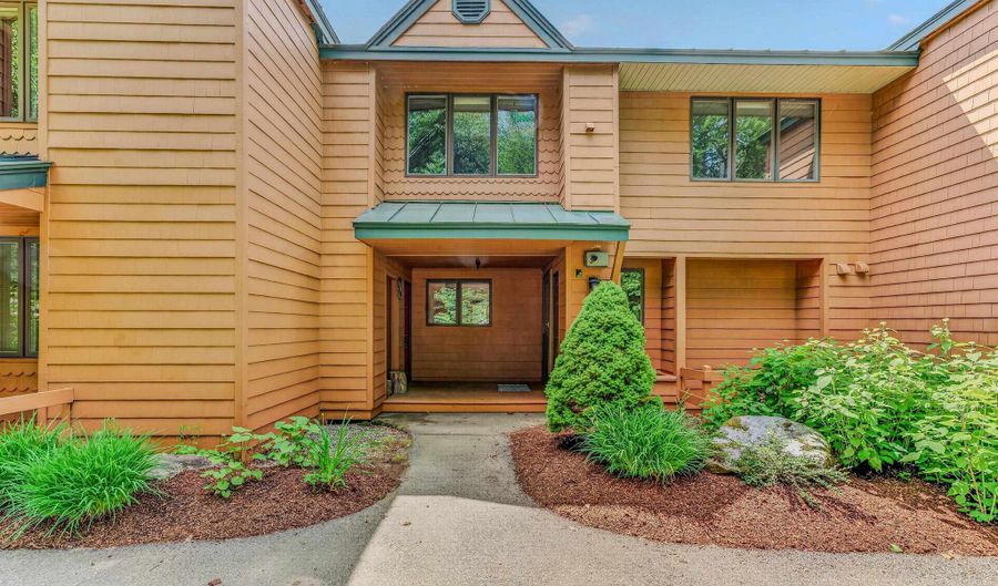 72 Appleby Close 42, Carroll, NH 03575 - 4 Beds, 4 Bath
